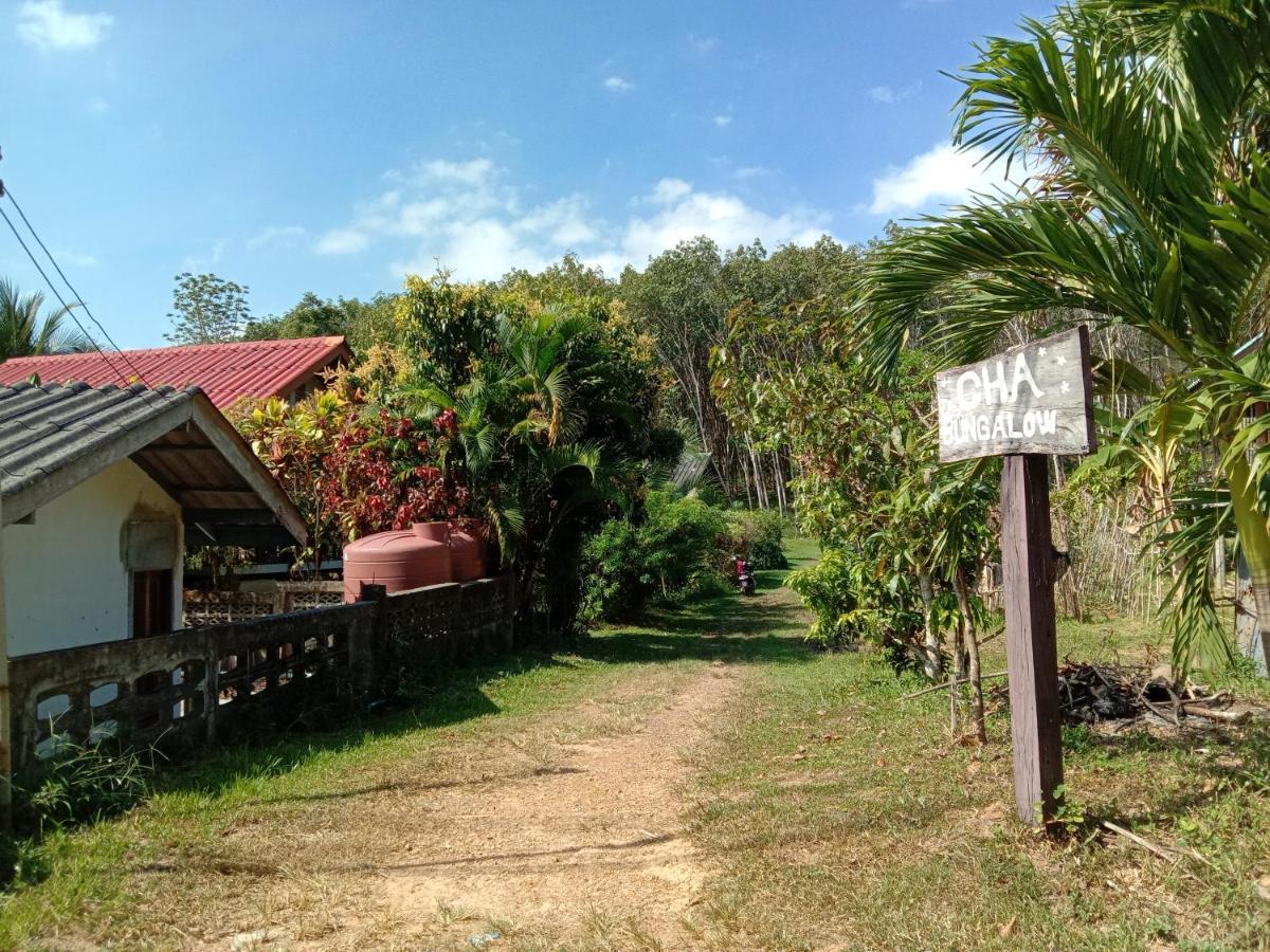Cha Bungalow ヤオノイ島 エクステリア 写真