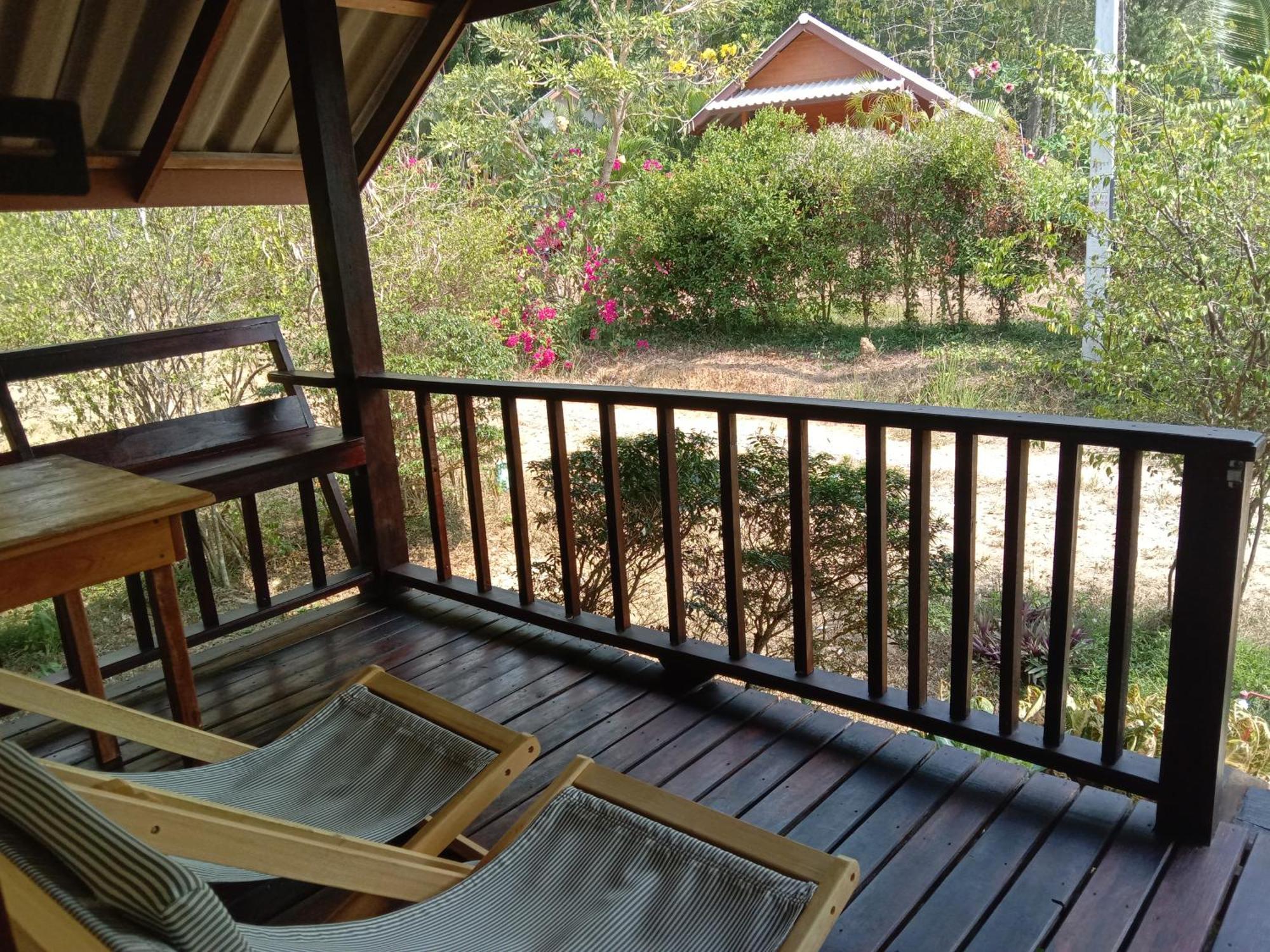 Cha Bungalow ヤオノイ島 エクステリア 写真