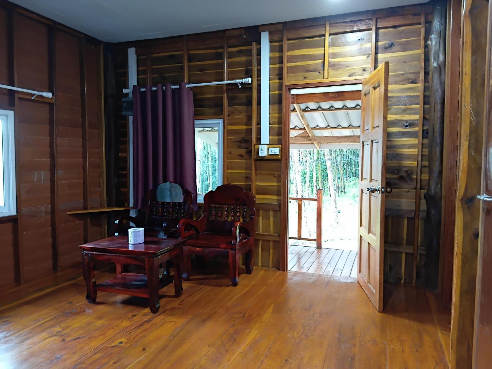 Cha Bungalow ヤオノイ島 部屋 写真